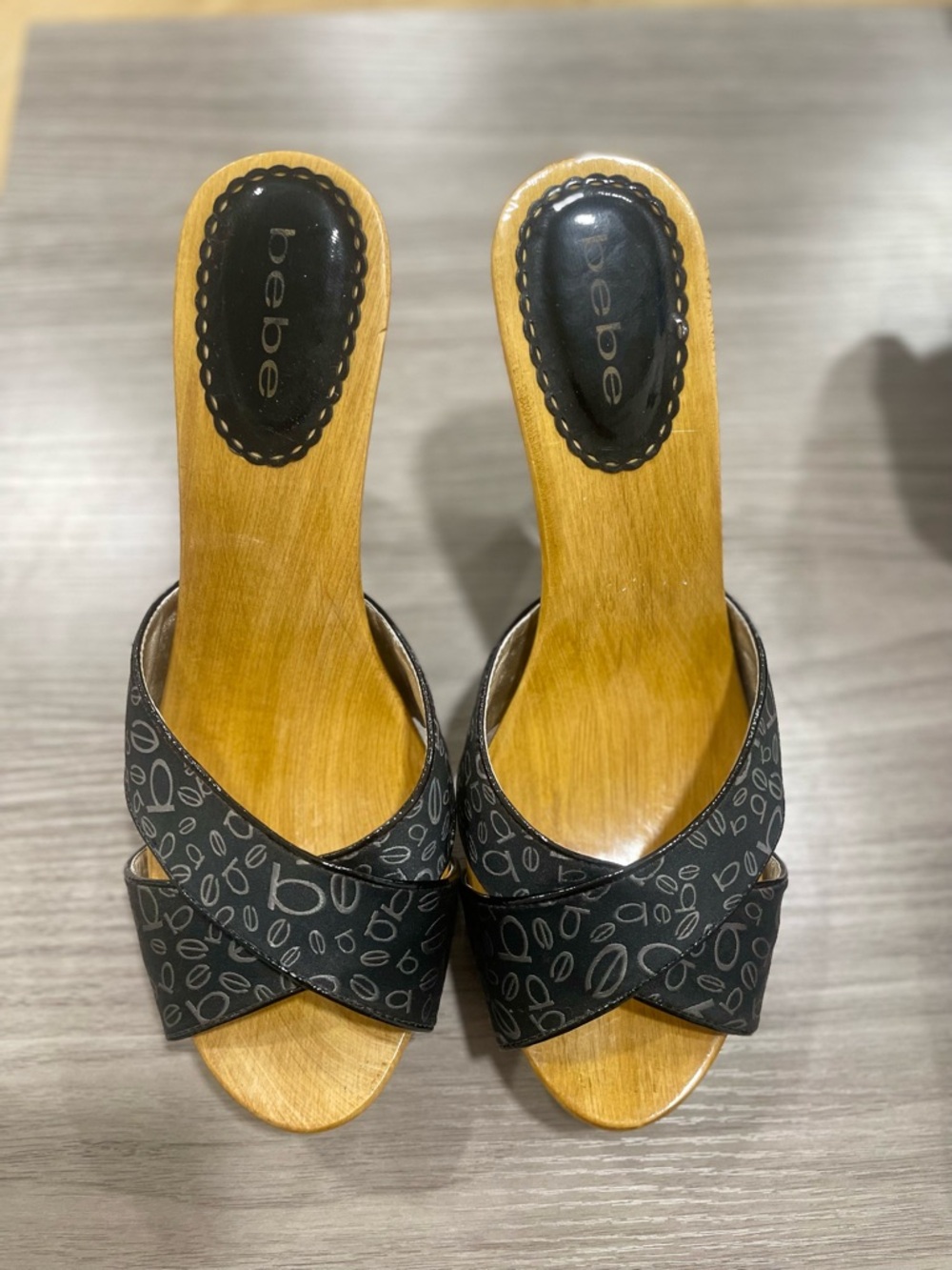 Y2K Bebe black + gray logo pumps with wooden heel size 8
